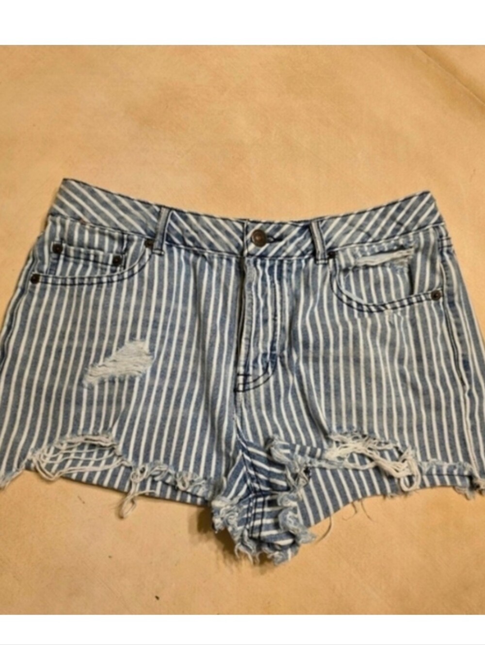 Forever 21 Distressed Striped Denim Shorts | Size 28